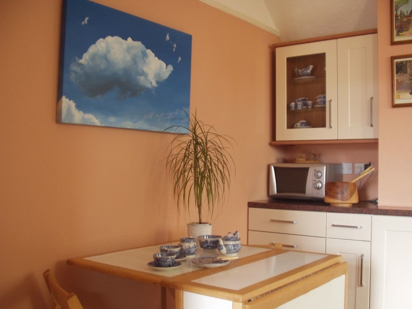 https://www.loraineburgon.com/files/gimgs/th-17_floating 2 in situ.jpg